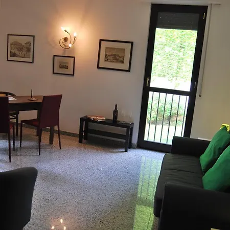 Porta Romana Garden Appartement *